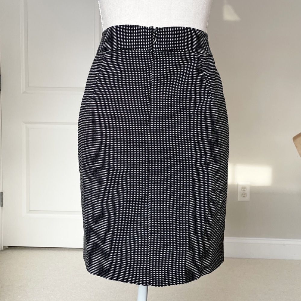 Banana Republic Micro-dot Bow Front Pencil Skirt - Picture 5 of 10
